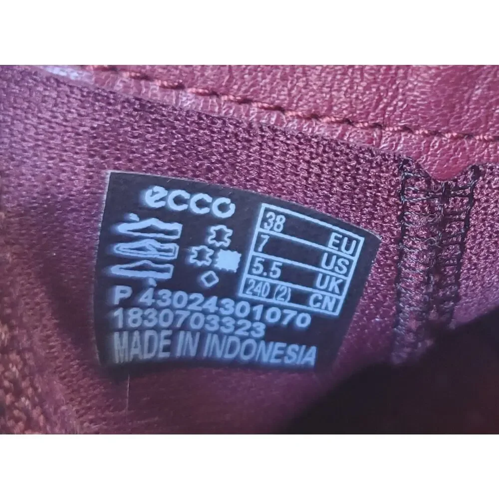 ECCO Soft 7 Low Side-Zip Bootie – Grey Rose Nubuck Leather (US Size 7 / EU 38)